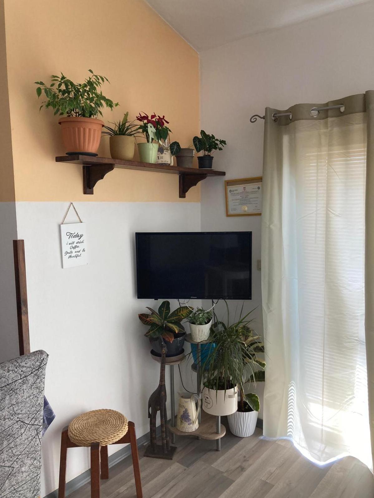 Apartman Perci Vrh Tar-Vabriga Buitenkant foto