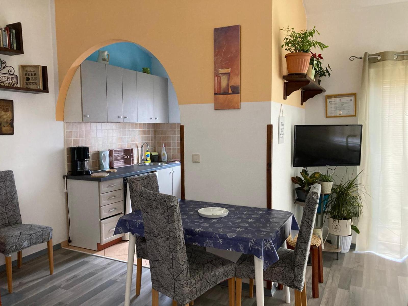 Apartman Perci Vrh Tar-Vabriga Buitenkant foto